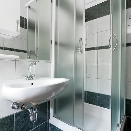 Dundic Lägenhet Makarska