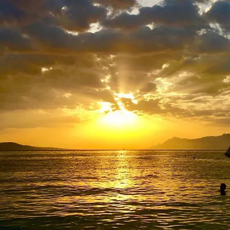 Dundic Lägenhet Makarska