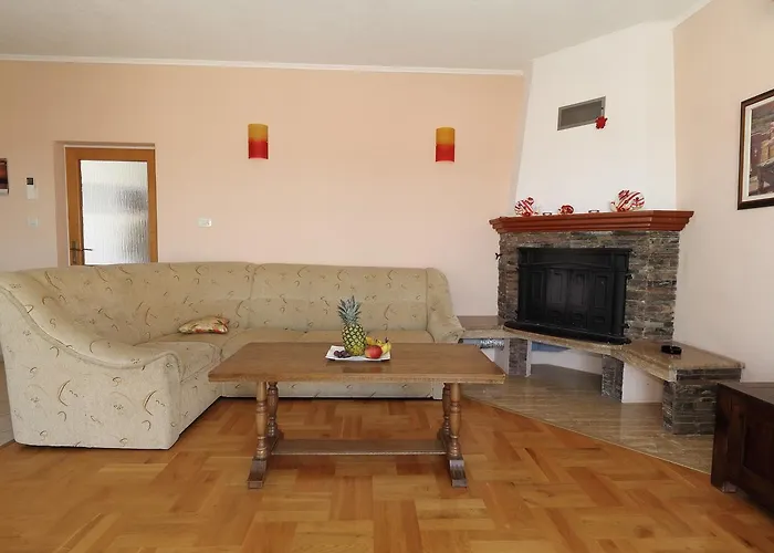 Dundic Lägenhet Makarska