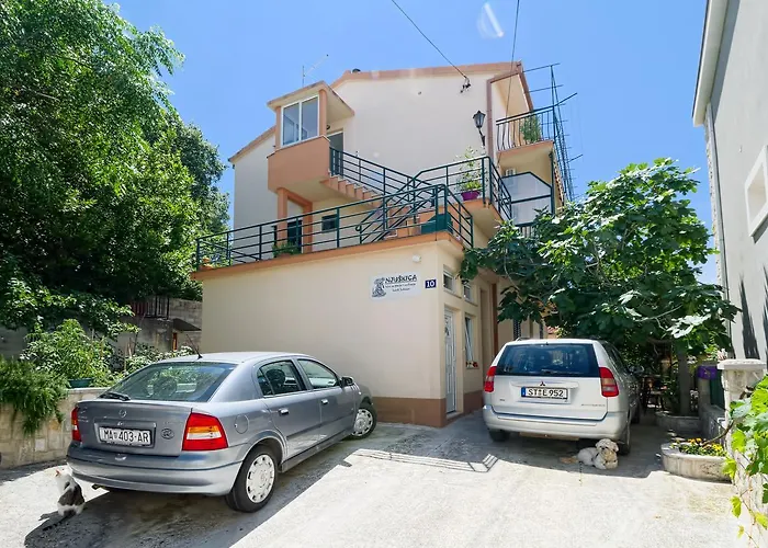 Dundic Lägenhet Makarska